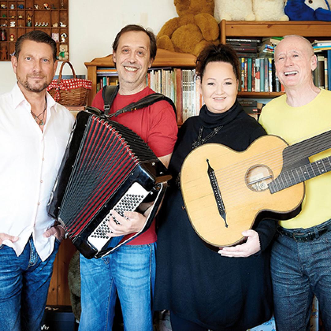 Weanarisch gredt, gspielt, gsungen