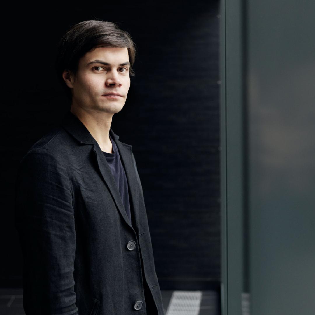 THEATER:GIG LUKAS LAUERMANN