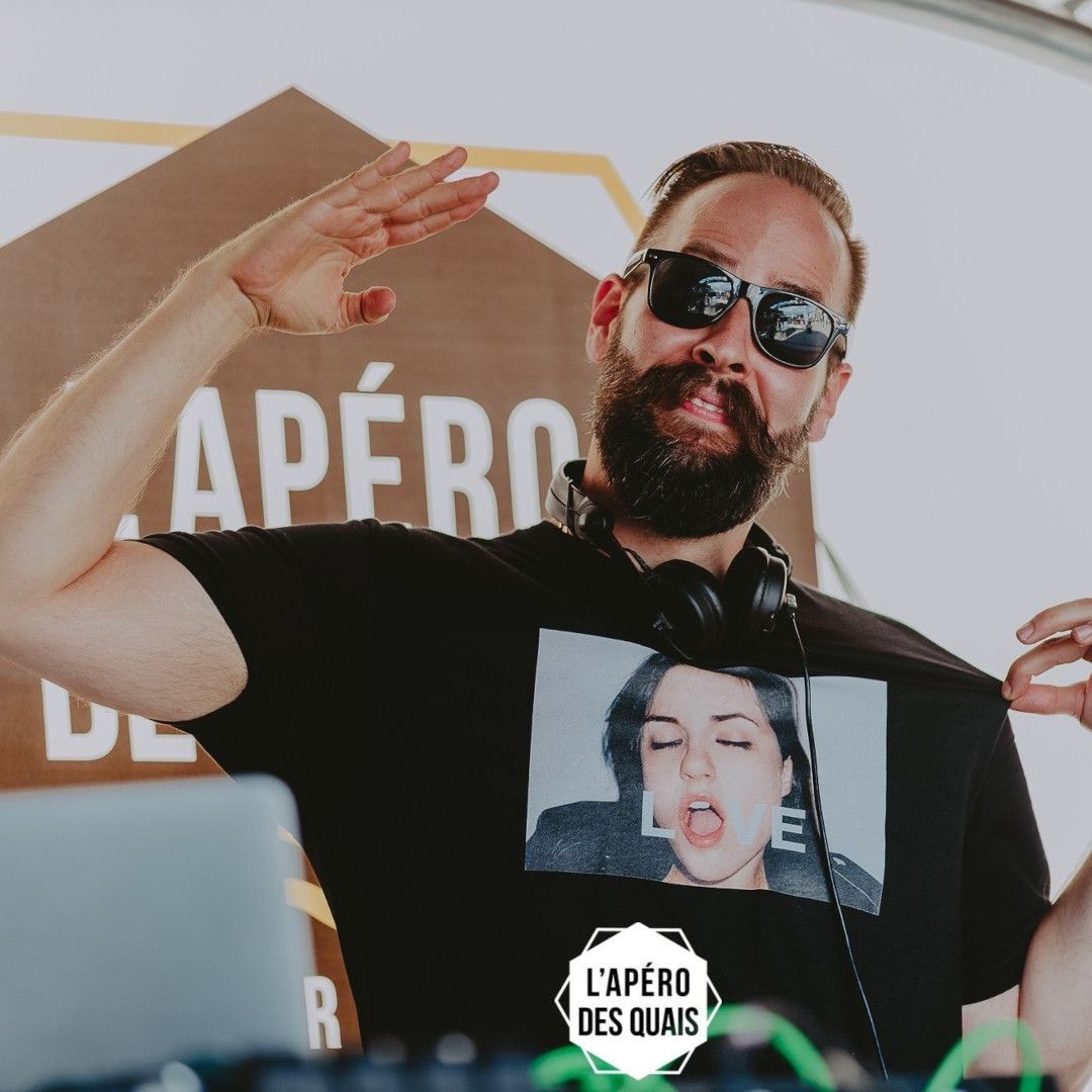 DJ Tager