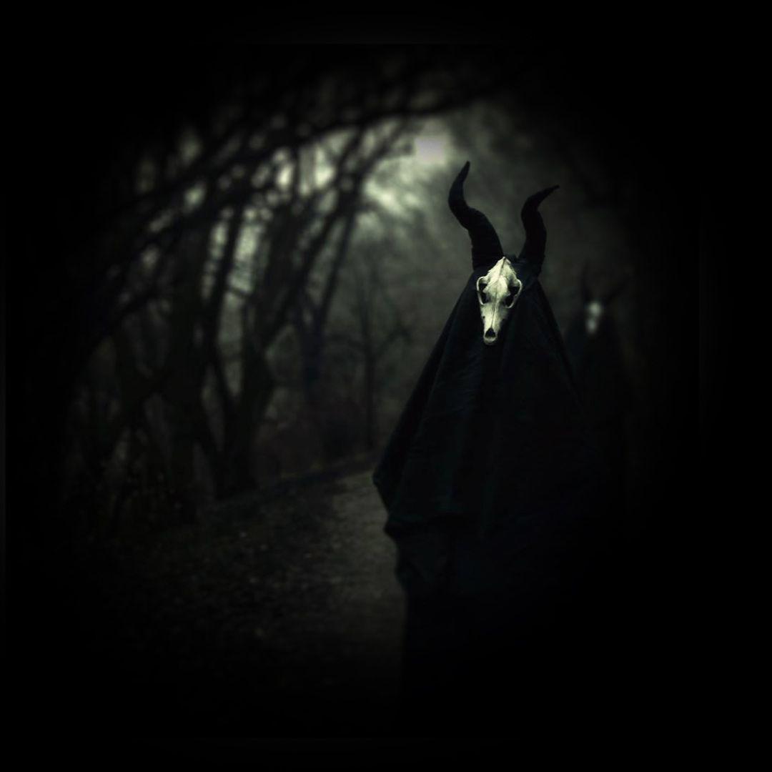 Black Mass: White Ward (UA) + TujAroT a Jób