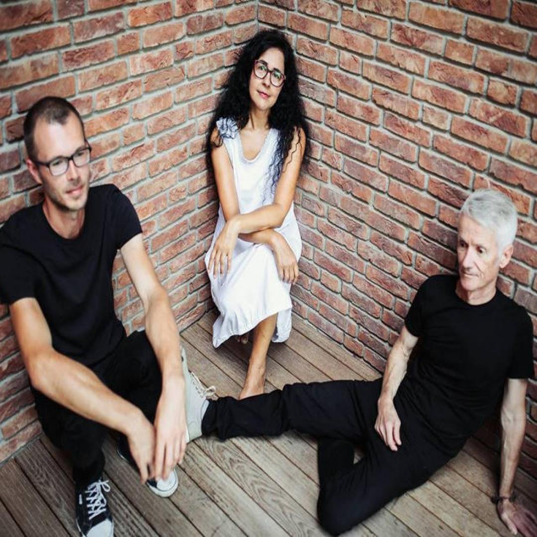 Krst albumu La Loba