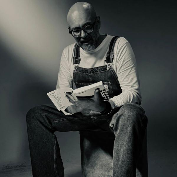 Knižná galaxia: Peter Bárdy – Na východ od zdravého rozumu