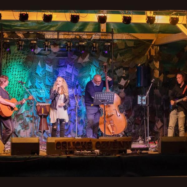 Honza Brož & Devítka